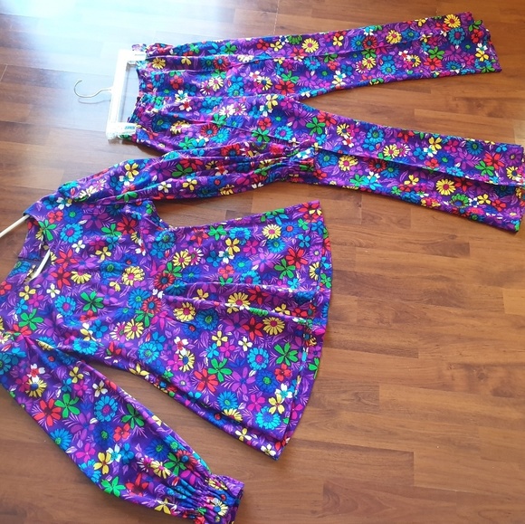 Forever 21 Pants - WOMEN'S COLOURFUL  VINTAGE  2PC OUTFIT .VER